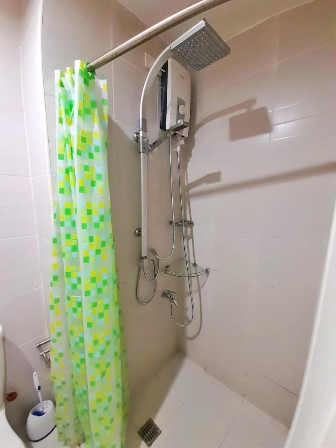 D&G Affordable Staycation Airbnb Ph San Pedro Makati Eksteriør billede