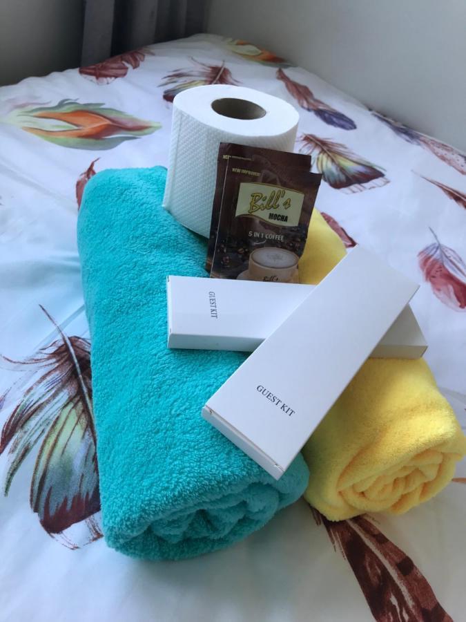 D&G Affordable Staycation Airbnb Ph San Pedro Makati Eksteriør billede